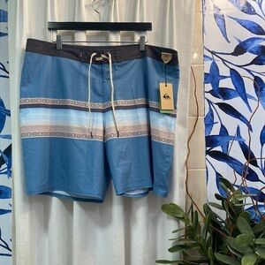 NWT Men’s QuickSilver Highline Surfsilk Blue Striped Board Shorts Size 40